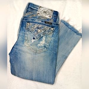 Miss Me 28 signature skinny